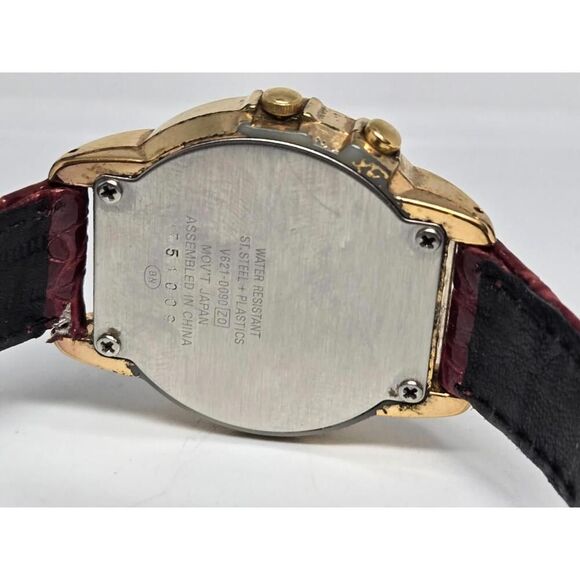 RARE Vintage Disney on Tour JAL Seiko Quartz Watch V621-0090 main image 8